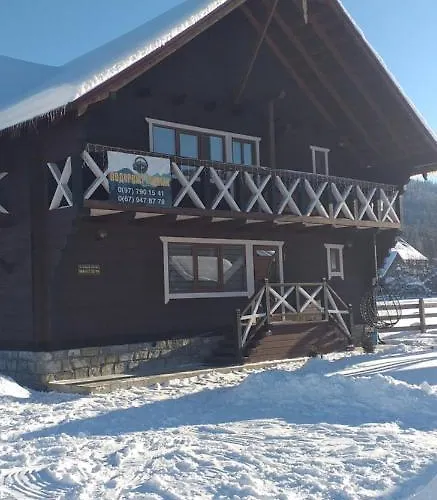 Nyaraló кришталеві вершини
