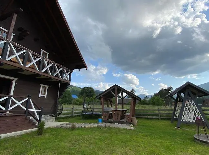 Nyaraló кришталеві вершини Vorohta